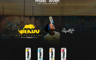•	Vrauu, la bebida energética de Ronaldinho, llega a España de la mano de Masoliver.